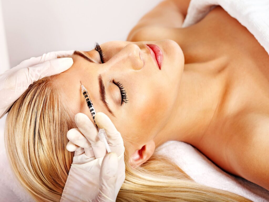 Unlocking Youth: The Magic of Laser Skin Tightening!
