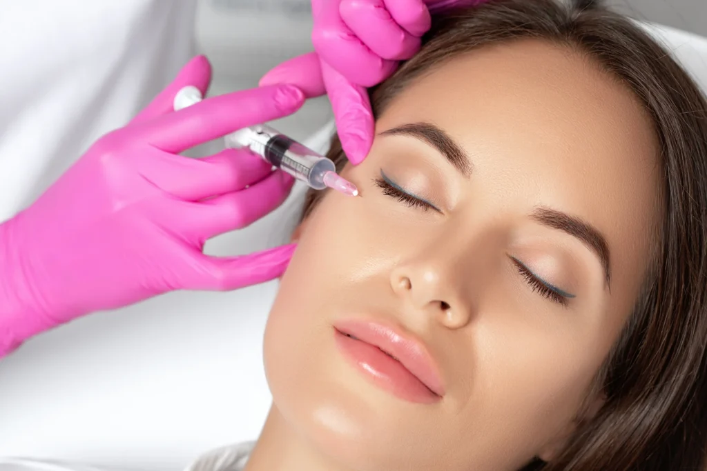 Understanding Dermal Fillers: How Clinique Mediluxe Enhances Natural Beauty