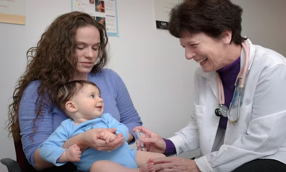 The Foundation of Lifelong Health: Why You Need a Family Doctor for Primary Care Services