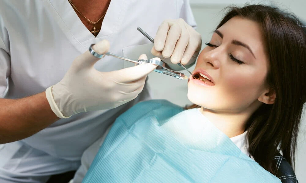 Tips for Finding Affordable Dental Implant Treatment